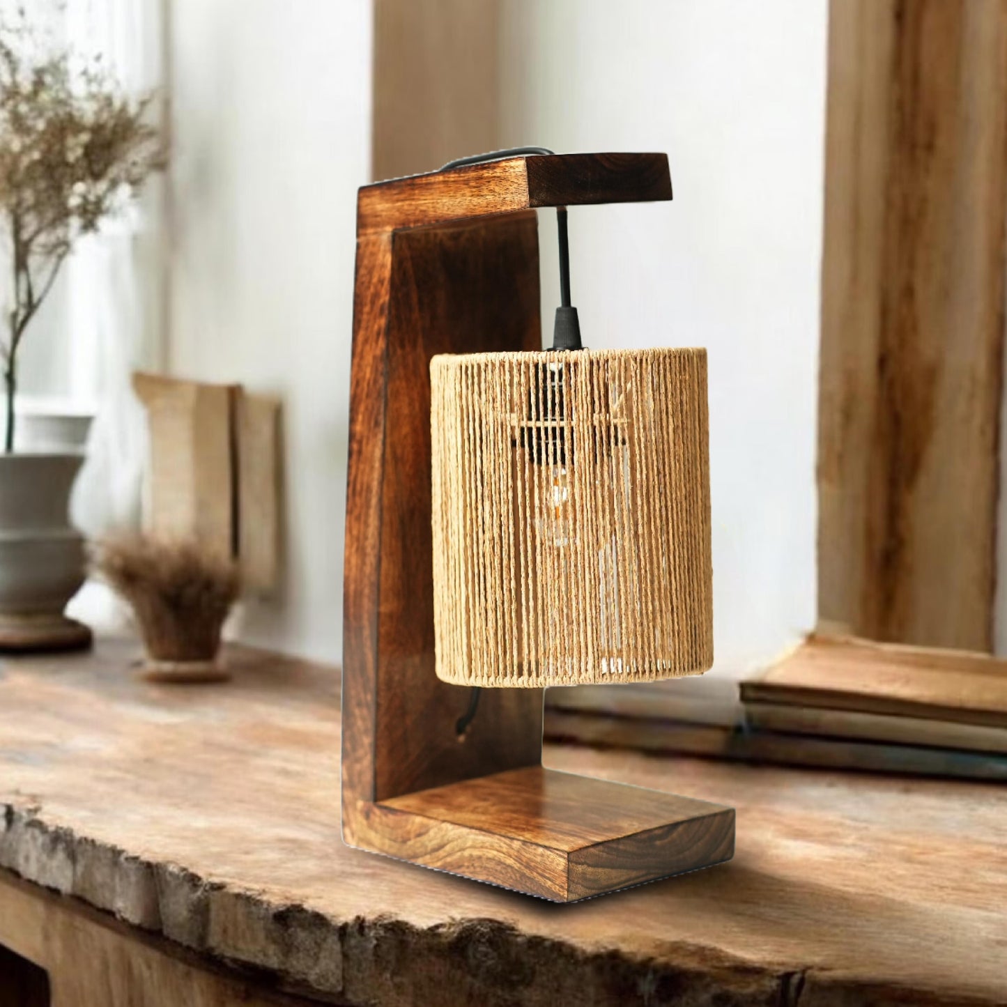 Rustic Raffia Table Lamp – Earthy Texture, Serene Glow