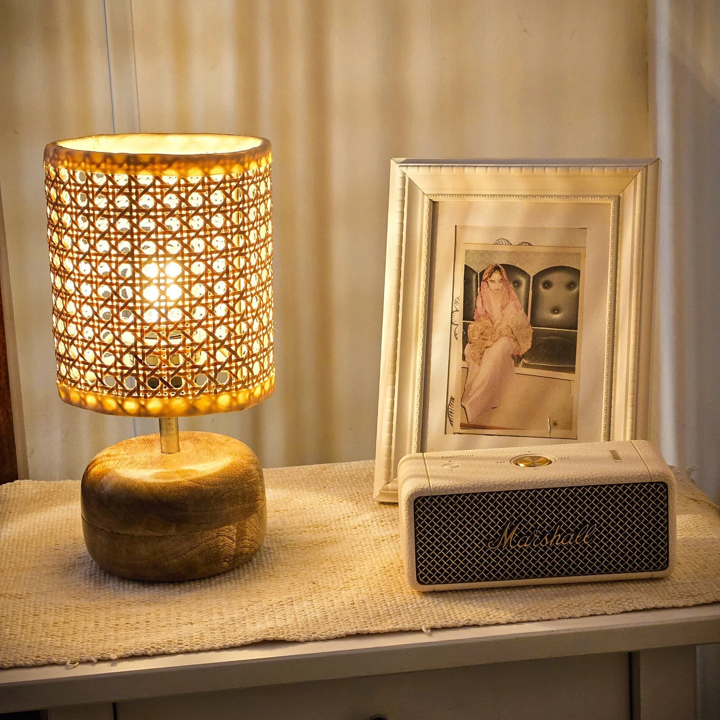 Boho sphere table lamp