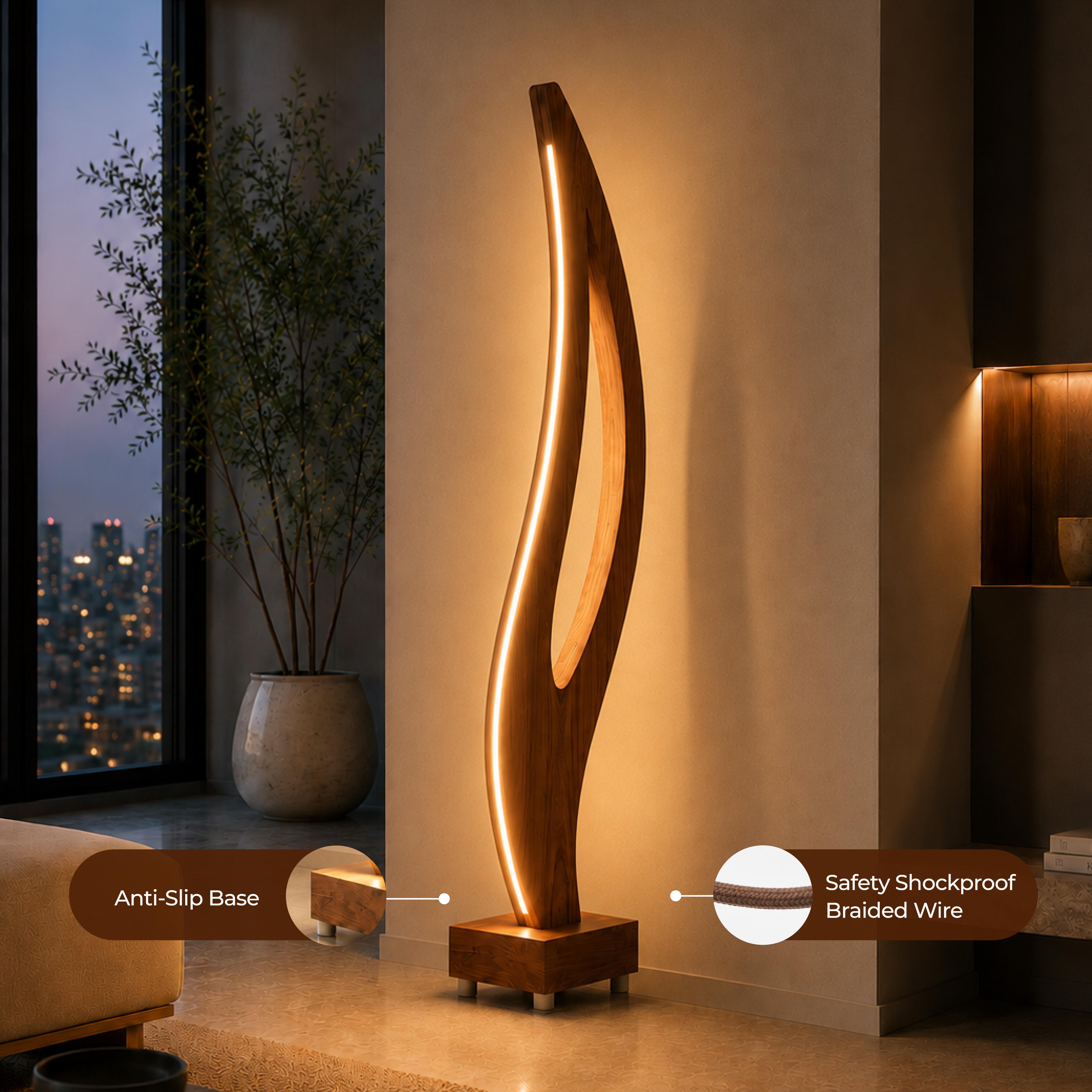 Aura Flow Curved Floor Lamp