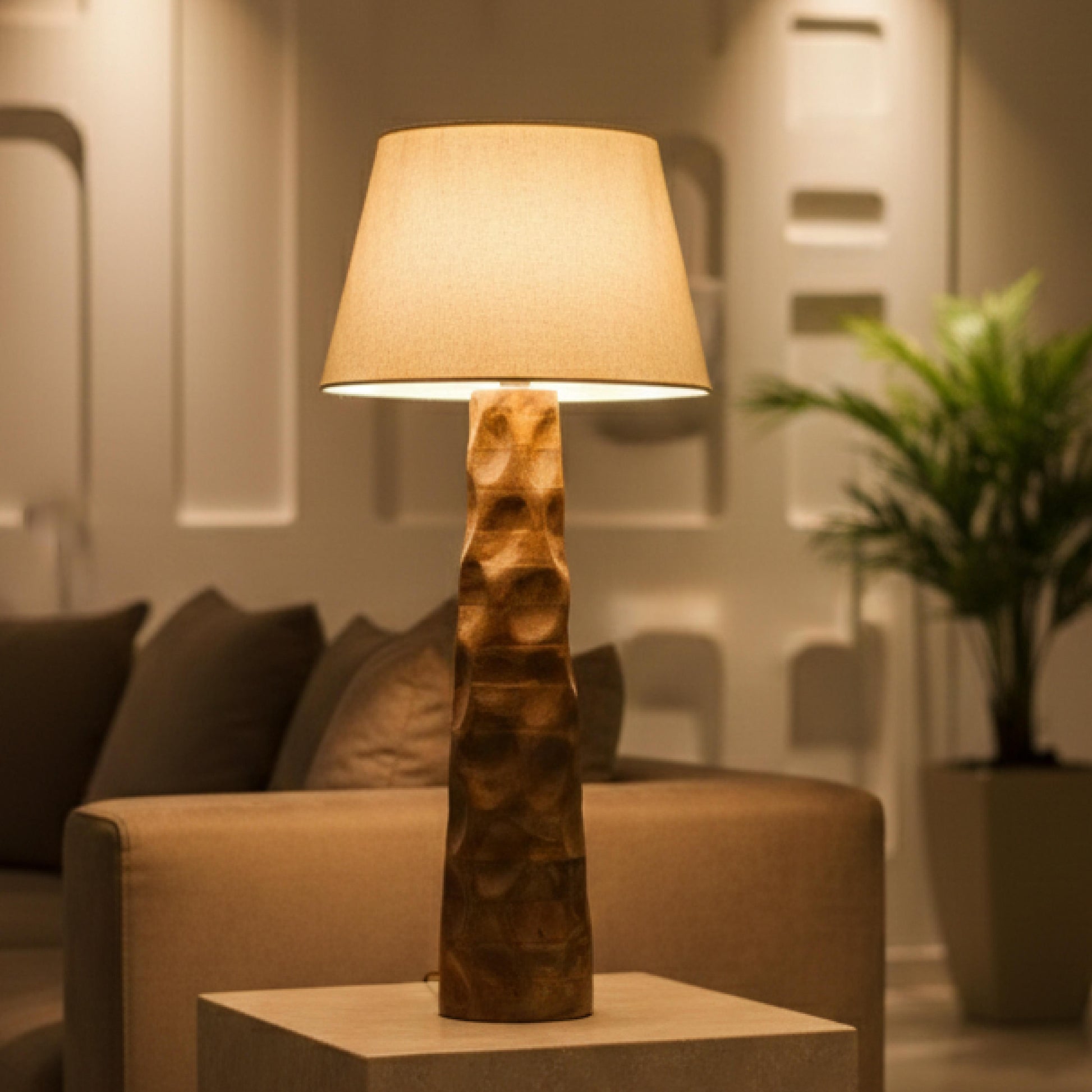 Artisan Glow Floor Lamp – Crafted Light, Timeless Warmth