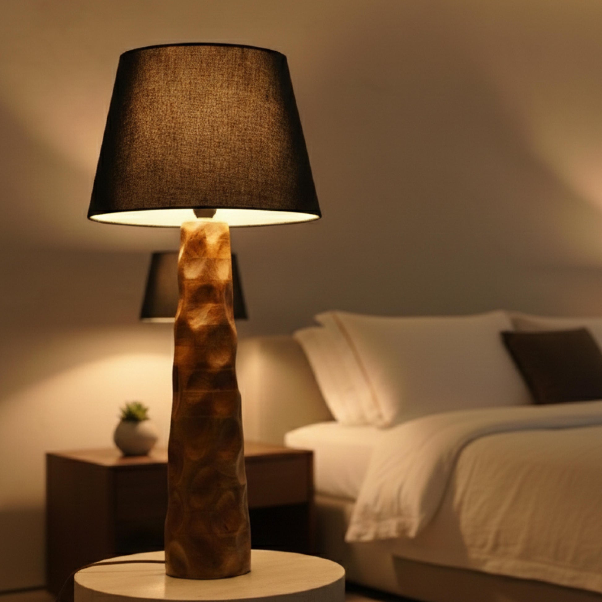 Midnight Elegance Floor Lamp – Where Darkness Meets Design